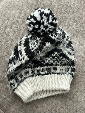 Cozy Black & White Knit Pom Beanie
